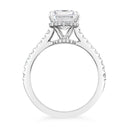 Anillo de compromiso con engarce de puntas de diamantes cultivados en laboratorio de talla esmeralda de 3,39 quilates en oro blanco de 14 quilates