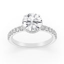 Anillo de compromiso con halo de tulipán y diamantes cultivados en laboratorio redondos de 2,52 quilates en oro blanco de 14 quilates